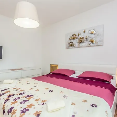 Apartment Marica *